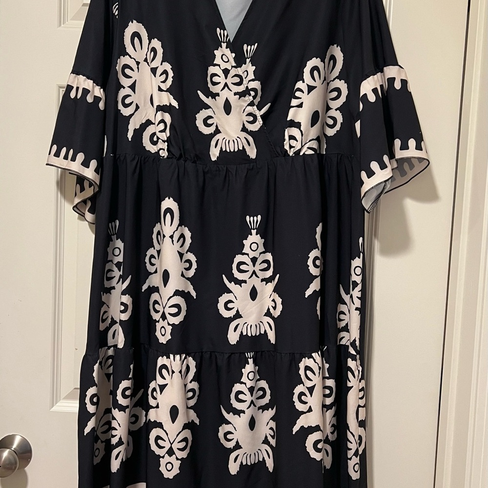 SHEIN Black and Cream Midi Dress